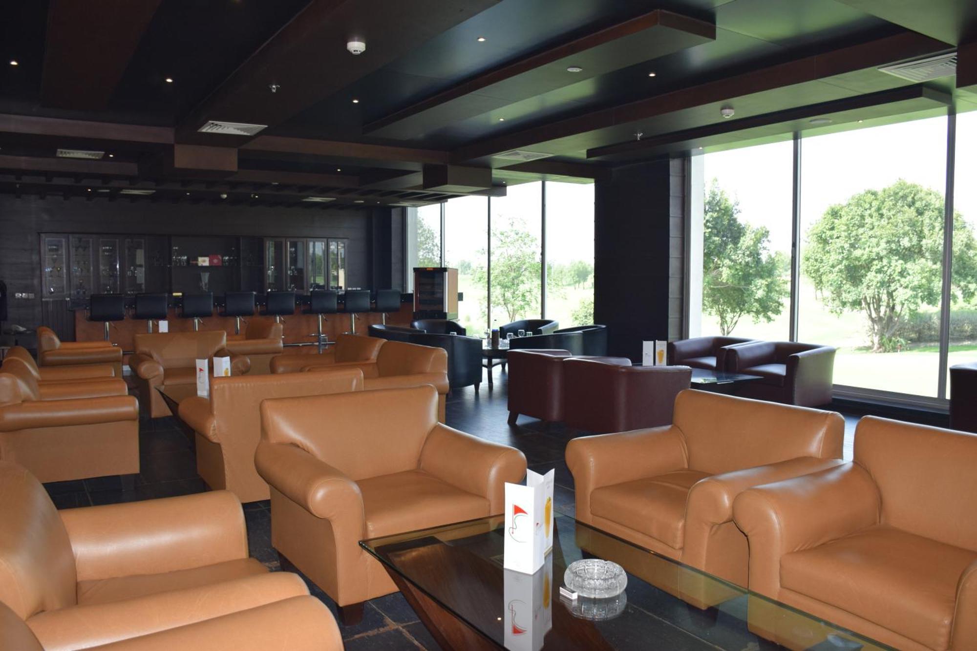 מלון לאהור Defence Raya Golf & Country Club מראה חיצוני תמונה