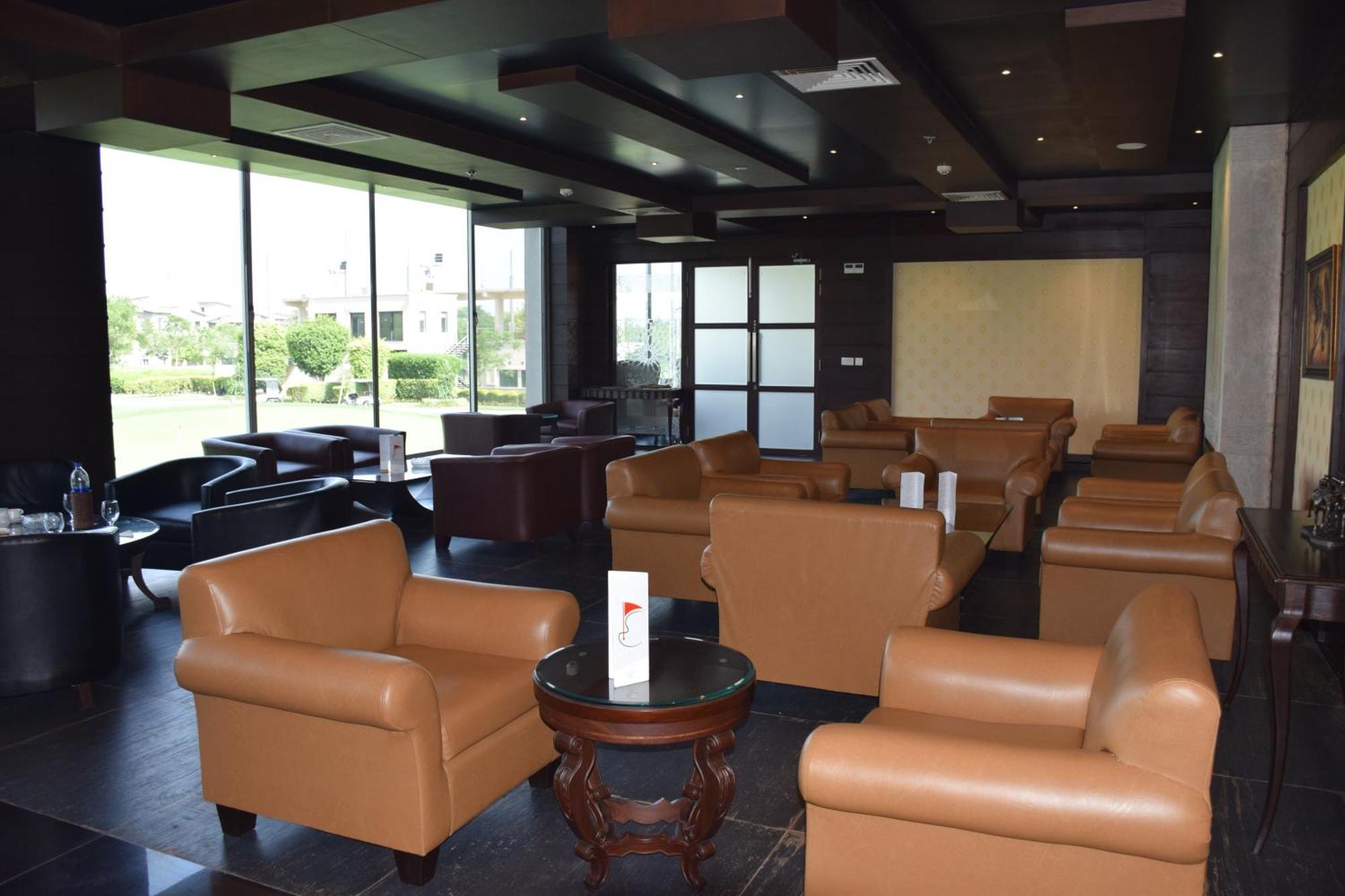 מלון לאהור Defence Raya Golf & Country Club מראה חיצוני תמונה
